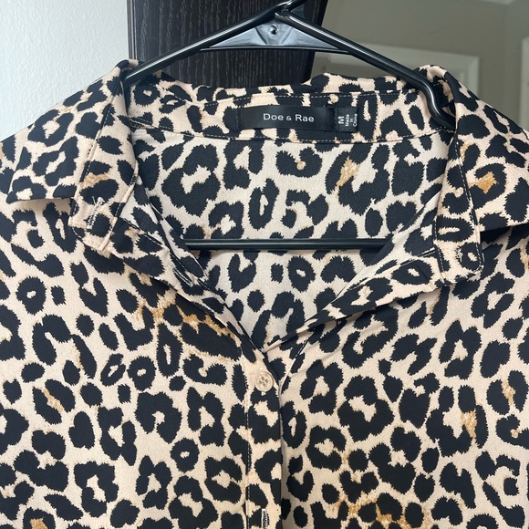 Doe & Rae Leopard Top - Picture 7 of 8